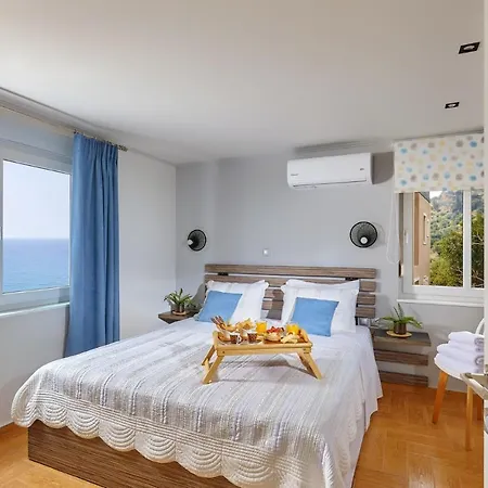 Breathtaking Sea View Flat In South Crete *